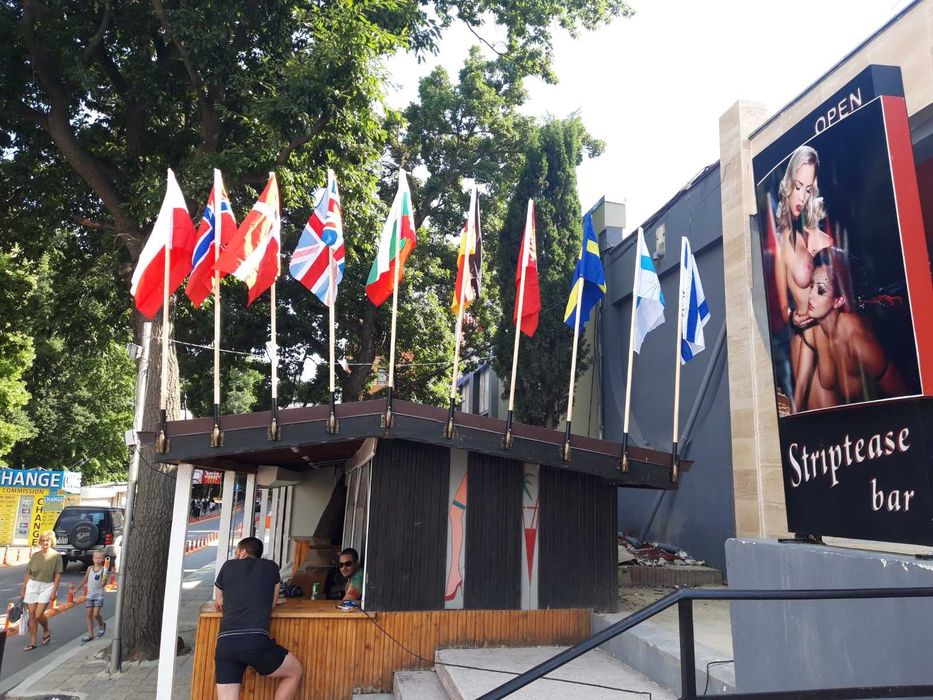 Дава се под наем Заведение в к.к. Златни пясъци - 60 кв.м за 4080 € - Снимка #2