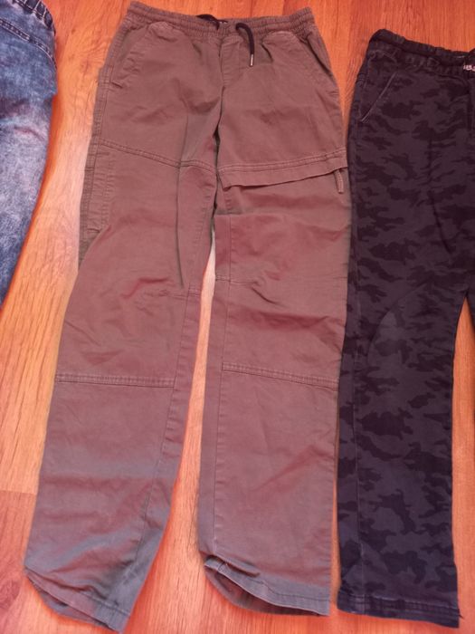 Три броя спортни панталони/Дънки на Reserved р.164см за момче