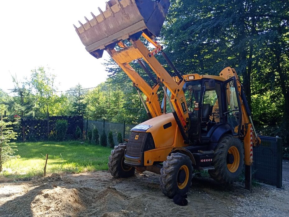 Buldoexcavator de Închiriat .