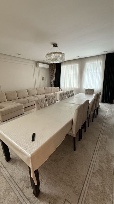 Столы стулья для гостиной