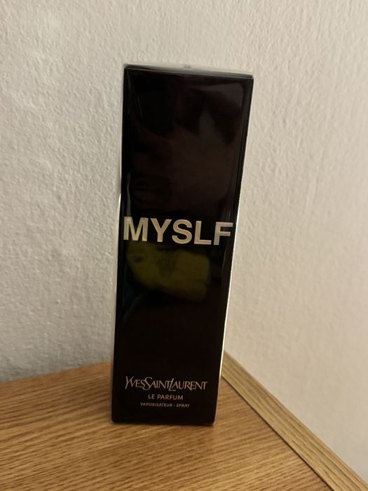 Parfum bărbătesc MYSLF – elegant & modern