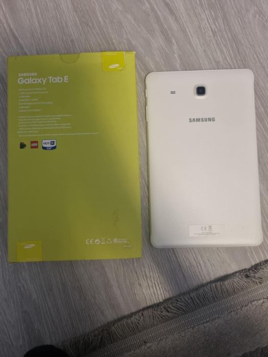 Tableta Samsung Galaxy Tab E T561 alba
