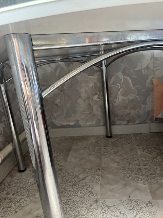 Круглый стол 120 см