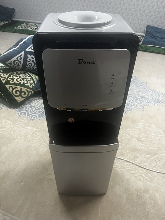 Продам кулер для воды (новая)