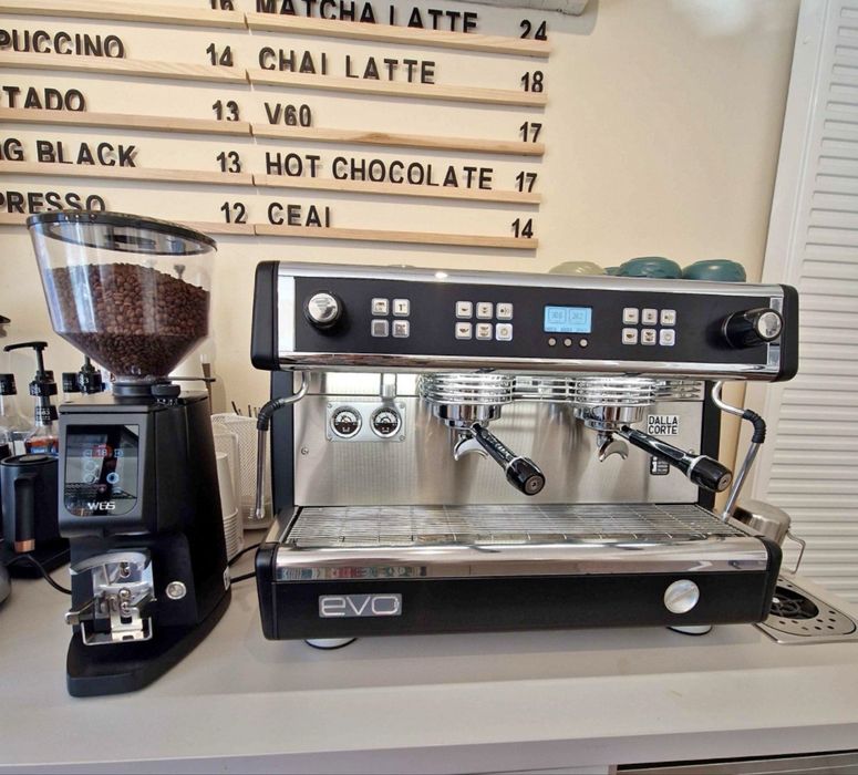 Espressor Dalla Corte evo2 cu 2 grupuri si dual boiler