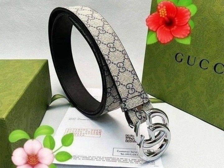 Curele unisex diverse nuanțe,logo metalic