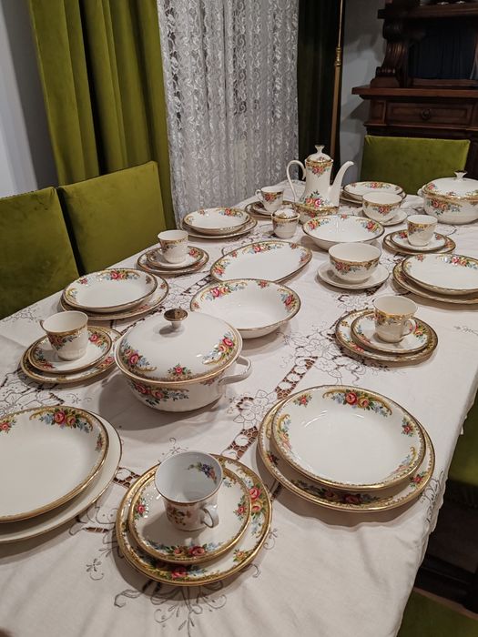 Serviciu de masa și ceai/ cafea