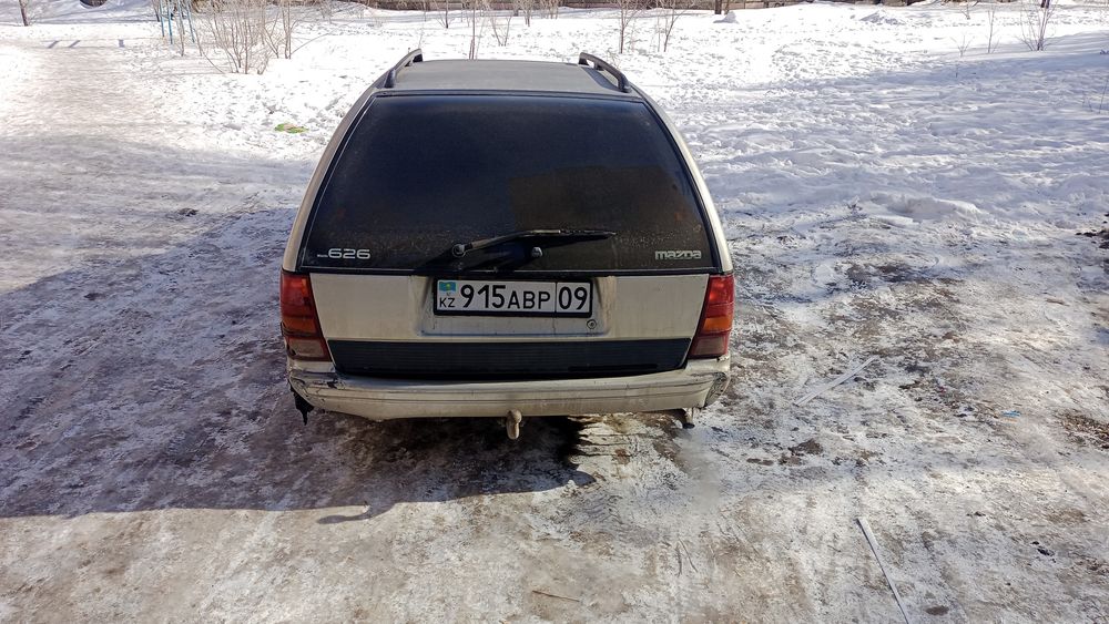 Мазда 626 универсал