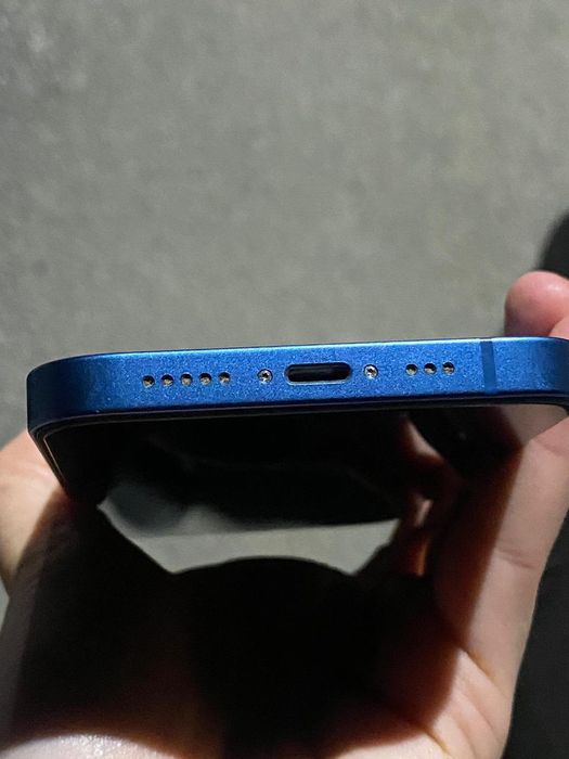 Айфон 13 сатылады