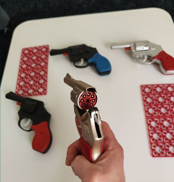 Pistol cu capse + Capse 300 focuri , pistol capse copii plastic Abs