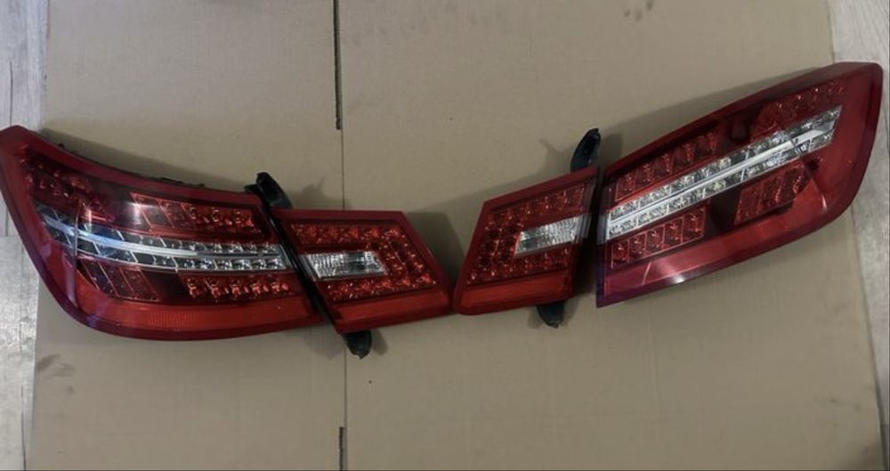 STOP / Lampa / Tripla Mercedes E Coupe W207 C207 W212 cabrio 2011