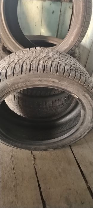 Продам шины липучка