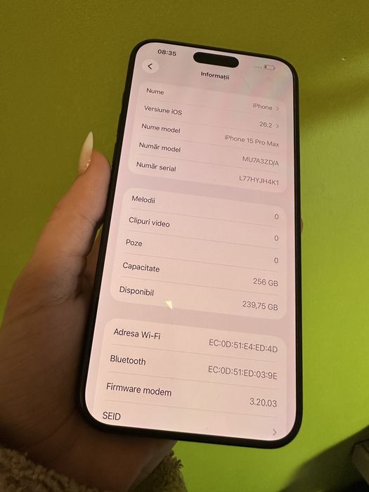 Vând iPhone 16 Pro Max 256 GB - ca nou, baterie 95%,liber de retea