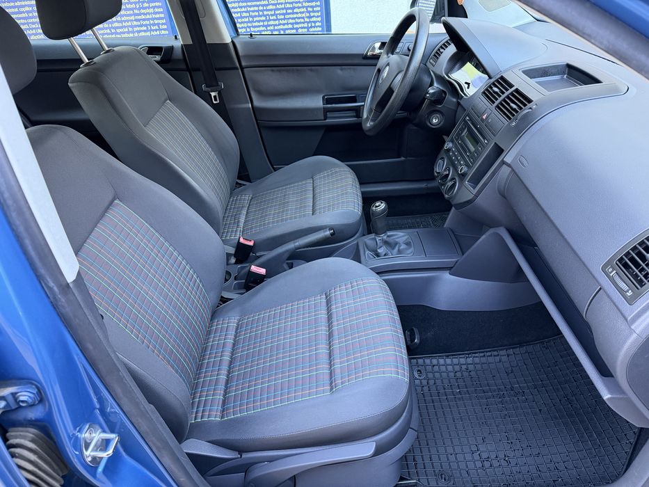 Volkswagen Polo 1.2 Benzina 75 Cp / Doar 64.000 Km Unic Proprietar