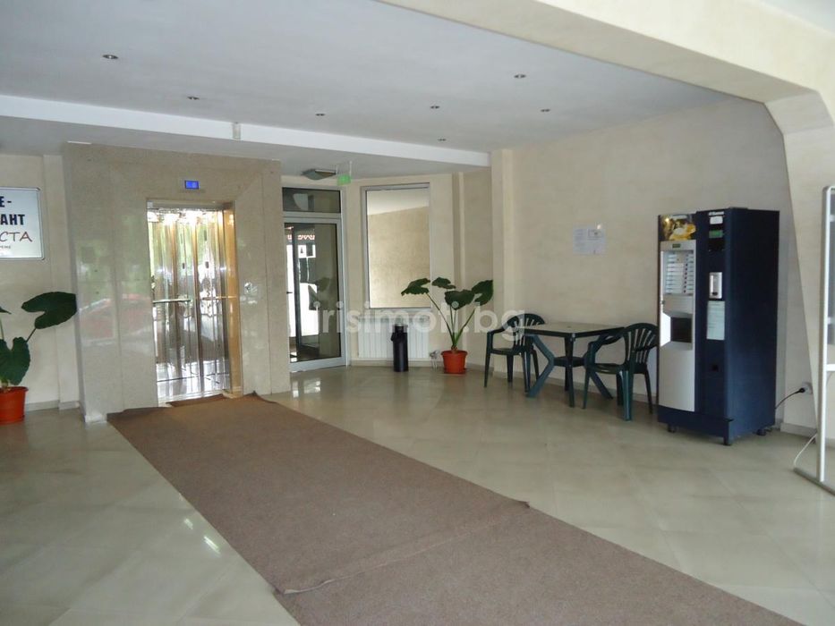 Дава се под наем Офис в София, Център - 68 кв.м за 408 € - Снимка #6