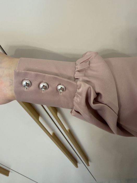 Нежно розовое платье