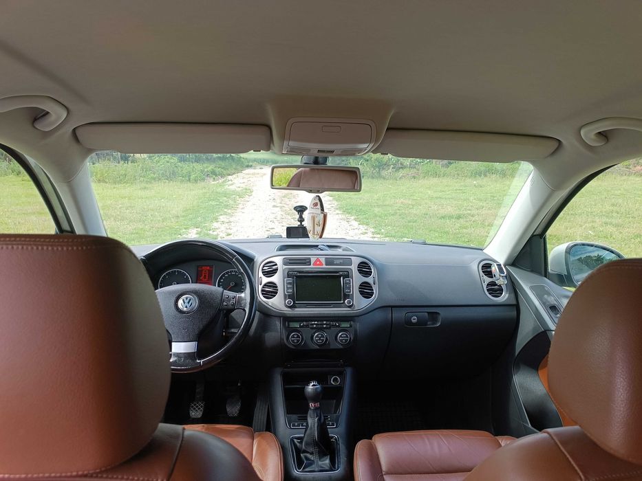 VW Tiguan 2.0 TDI 140CP 4x4 Manuală Full Piele Navi Euro 4