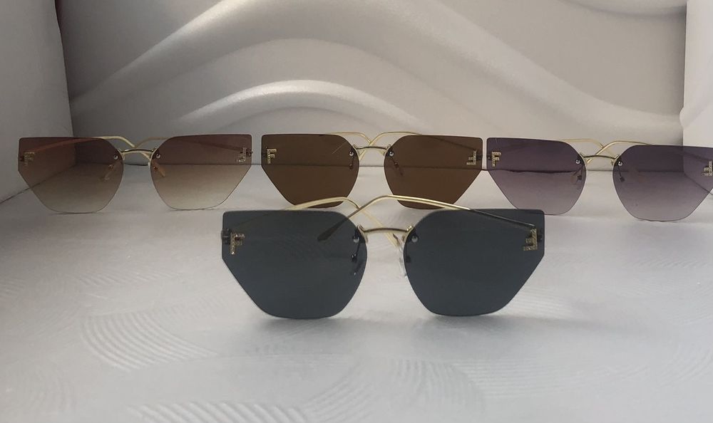 Модерни дамски слънчеви очила