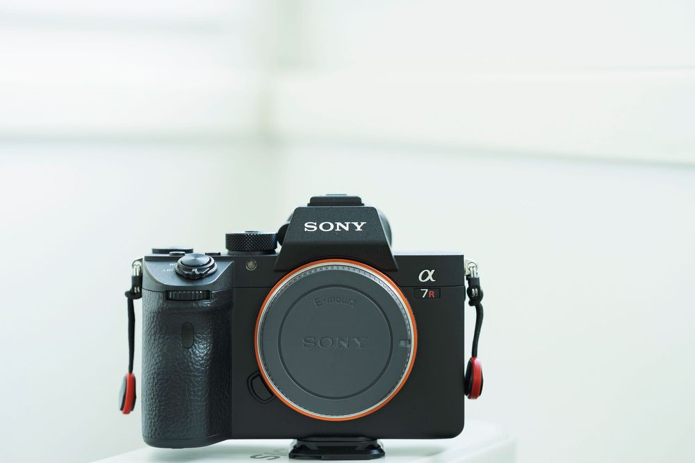 Sony Alpha 7RIII A si Sigma 50mm F1.4 DG DN Art Sony FE MKII