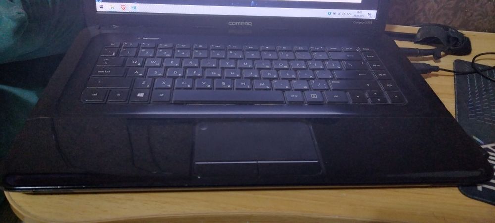 Продаю ноутбук Compag 12gb