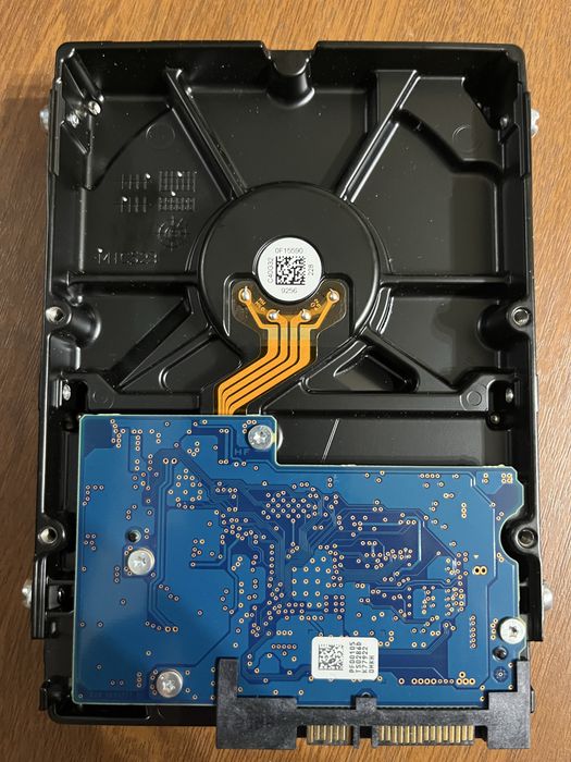 Продам жесткий диск HDD 1000 Gb