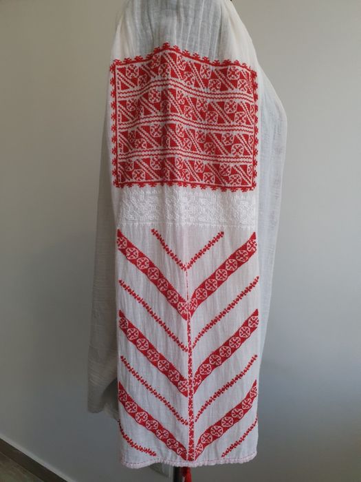 Ie traditionala autentica