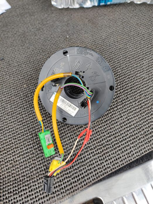 Лентов кабел Мерцедес W204