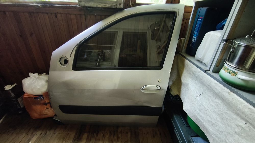 Продам дверь переднюю левую на Ларгус
