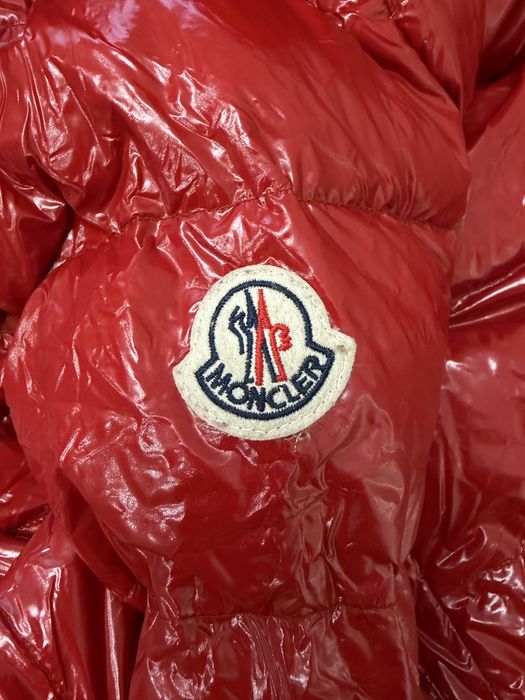 Яке дамско  moncler