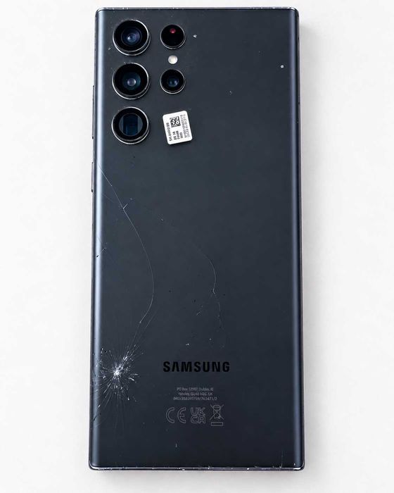 Samsung Galaxy S22 Ultra 256GB / 12GB RAM – functional, display defect