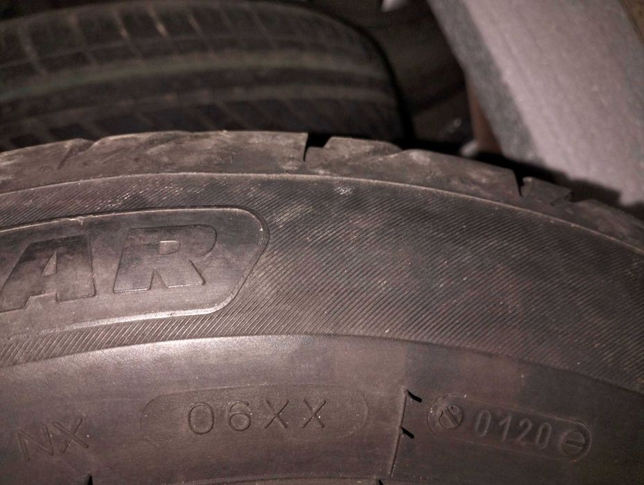 Cauciucuri Logan aproape NOI, 185/65/15