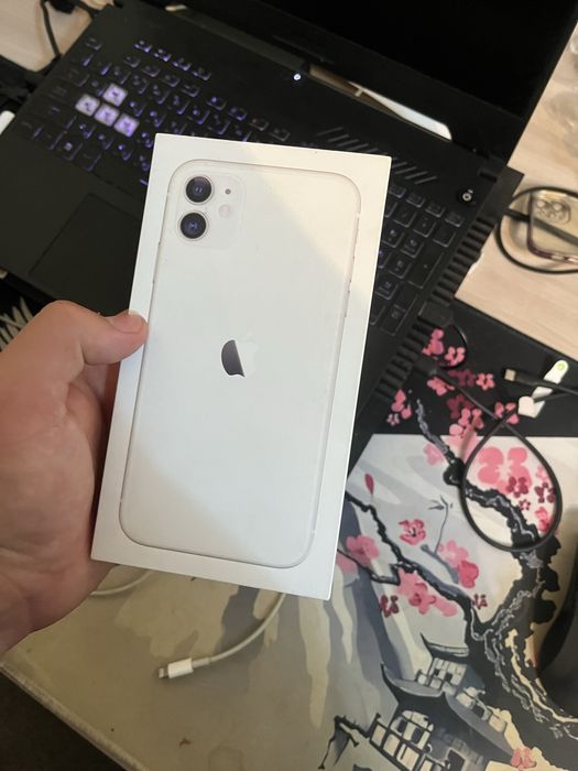 Продам Iphone 11 128gb