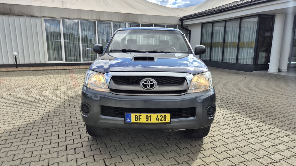 Toyota Hilux 2.5 D-4D Extra Cab – 2010 – 120 CP