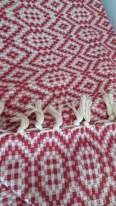 Macat, cuvertura pat