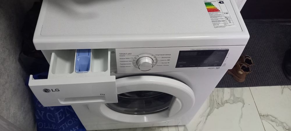 Продам стиральную машину