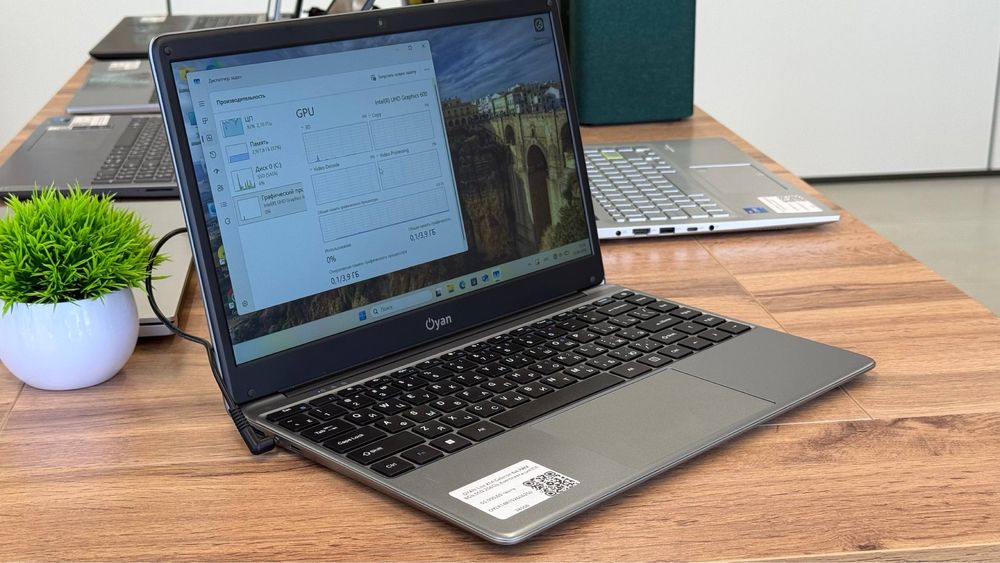 OYAN LITE X14 celeron N4