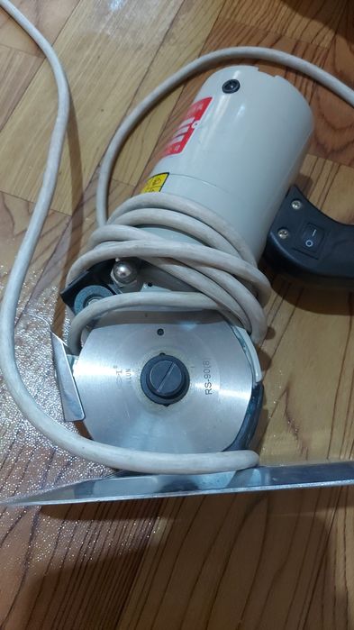 Электрический нож дисковой для ткани