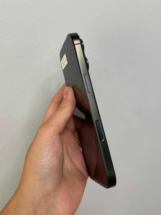 IPHONE 16 PRO 256 GB (Sh)