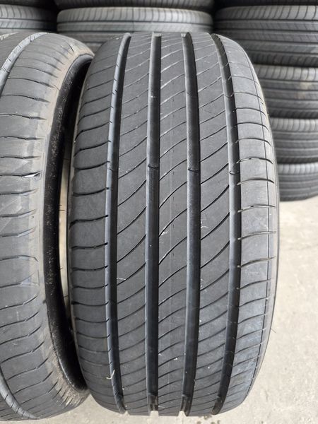 225/55/17 MICHELIN 2бр