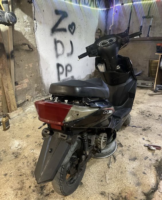 скутер,м8 150куб