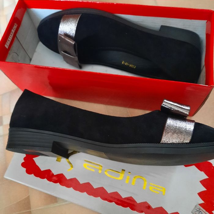 Продам туфли новые