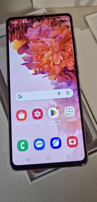 Samsung Galaxy S20 FE перфектен