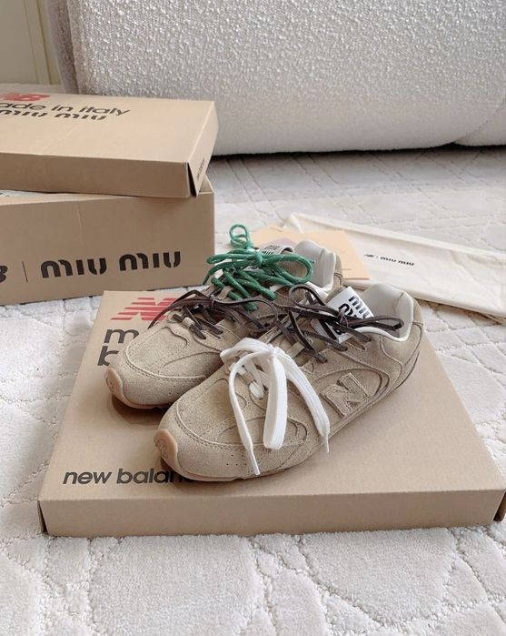 Adidasi new balance x miumiu