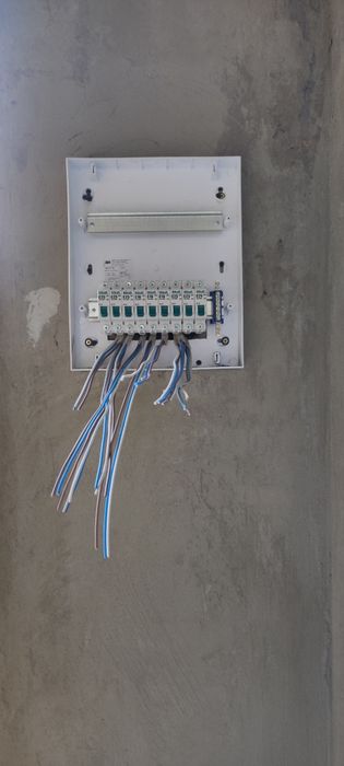 Электрик по всем видам работ