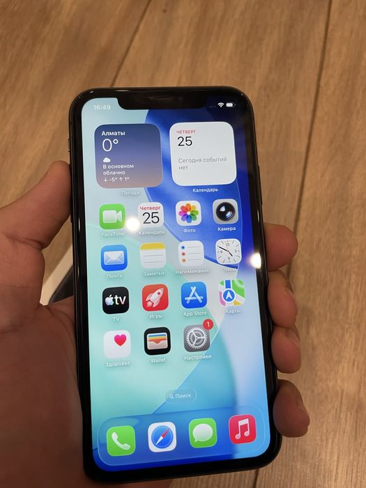 Айфон 11 в идеальном состоянии