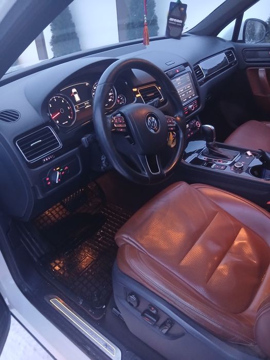 Vând tuareg stare foarte bună an 2013