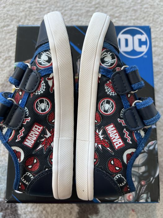 Adidasi Geox marimea 26