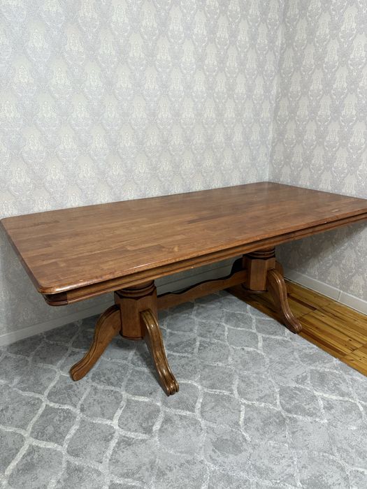 Стол сатылады калын жаксы