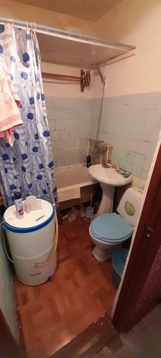 Срочно продам 2к, 5/5, район Спутник за 9млн 300!!!