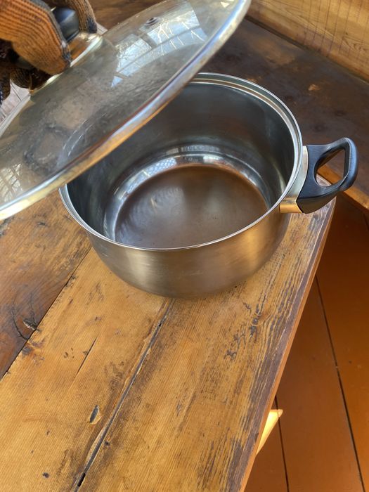 Срочно продаю посуды кастрюля кастрюли